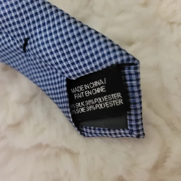 Lauren Ralph Lauren Boy Blue Dot Print Silk Tie NWT - Picture 3 of 3